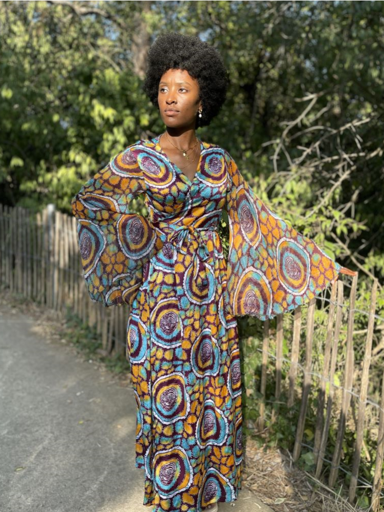 Robe portefeuille en satin DJIFA
